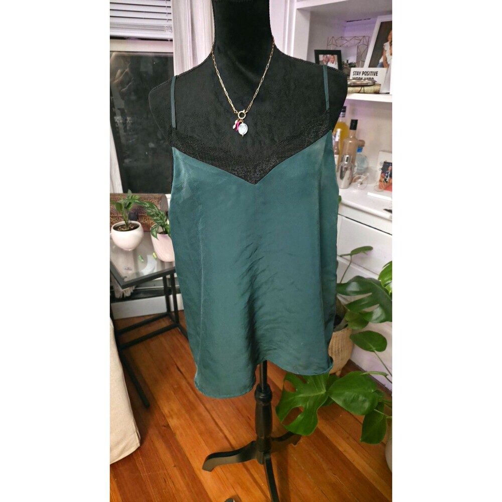 Pimkie Women’s Green Solid Lace Trim Camisole Tank Top Adjustable Straps M